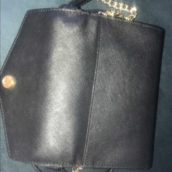 Michael kors cross body clutch - Picture 2 of 2